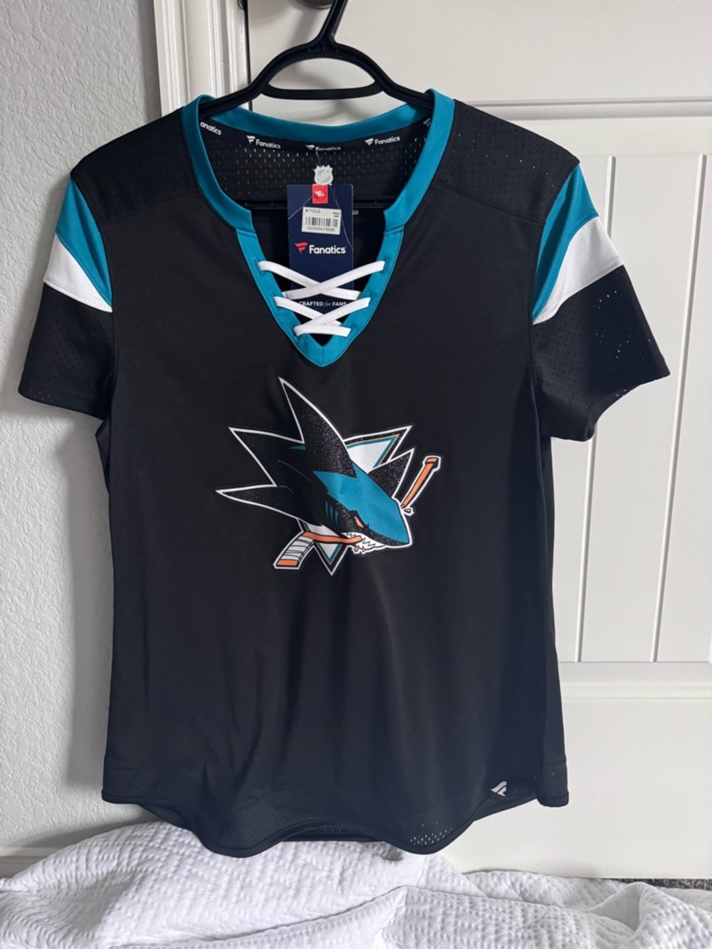 San Jose Sharks Jersey Shirt Fanatics NHL Womens Medium NWT